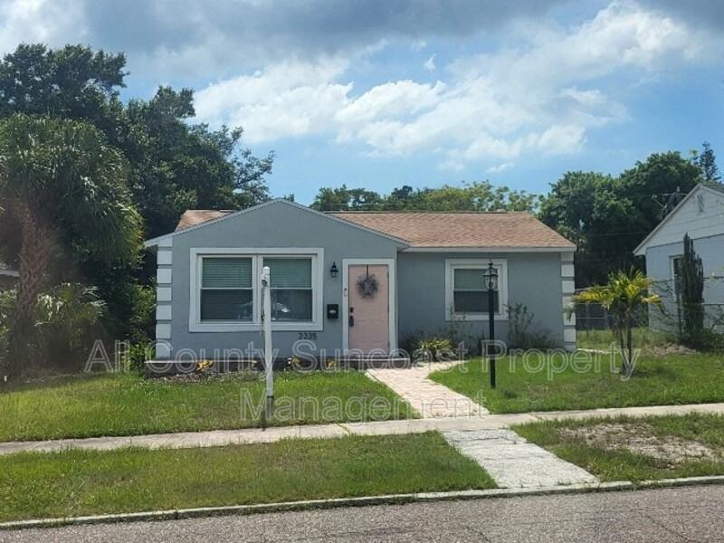 2235 20th St S - Photo 2 of 9