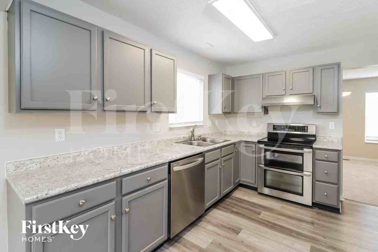 6955 Autumn Glen Dr - Photo 6 of 15