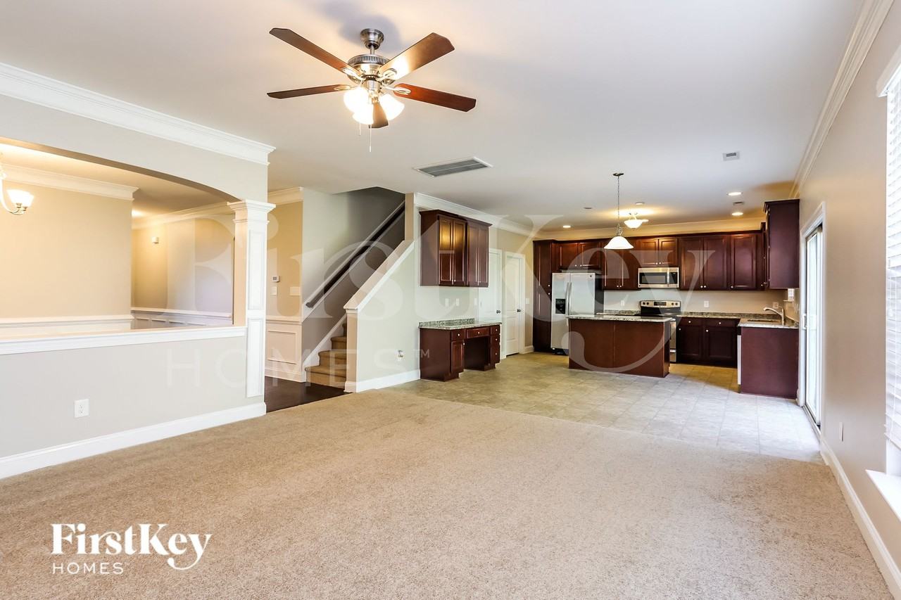 2205 Wise Owl Dr - Photo 3 of 15