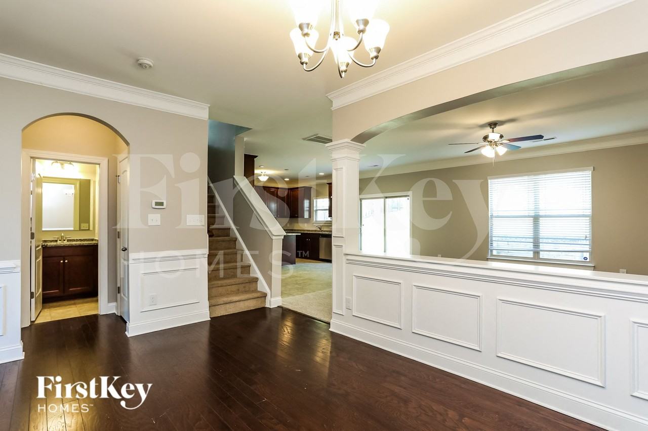 2205 Wise Owl Dr - Photo 4 of 15