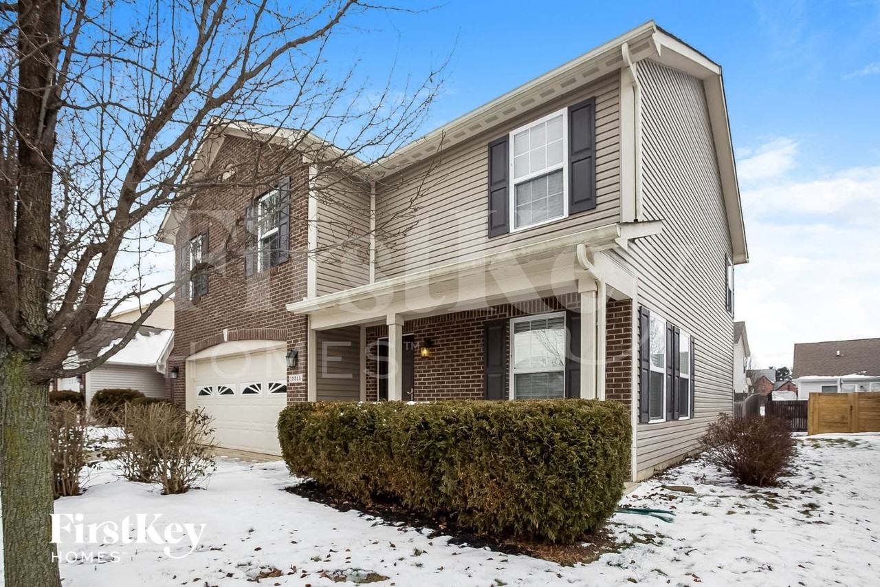 15515 Sibley Ln - Photo 2 of 15