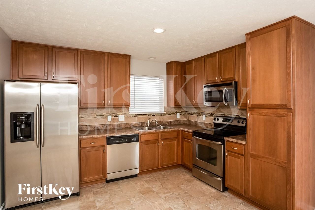 15515 Sibley Ln - Photo 4 of 15