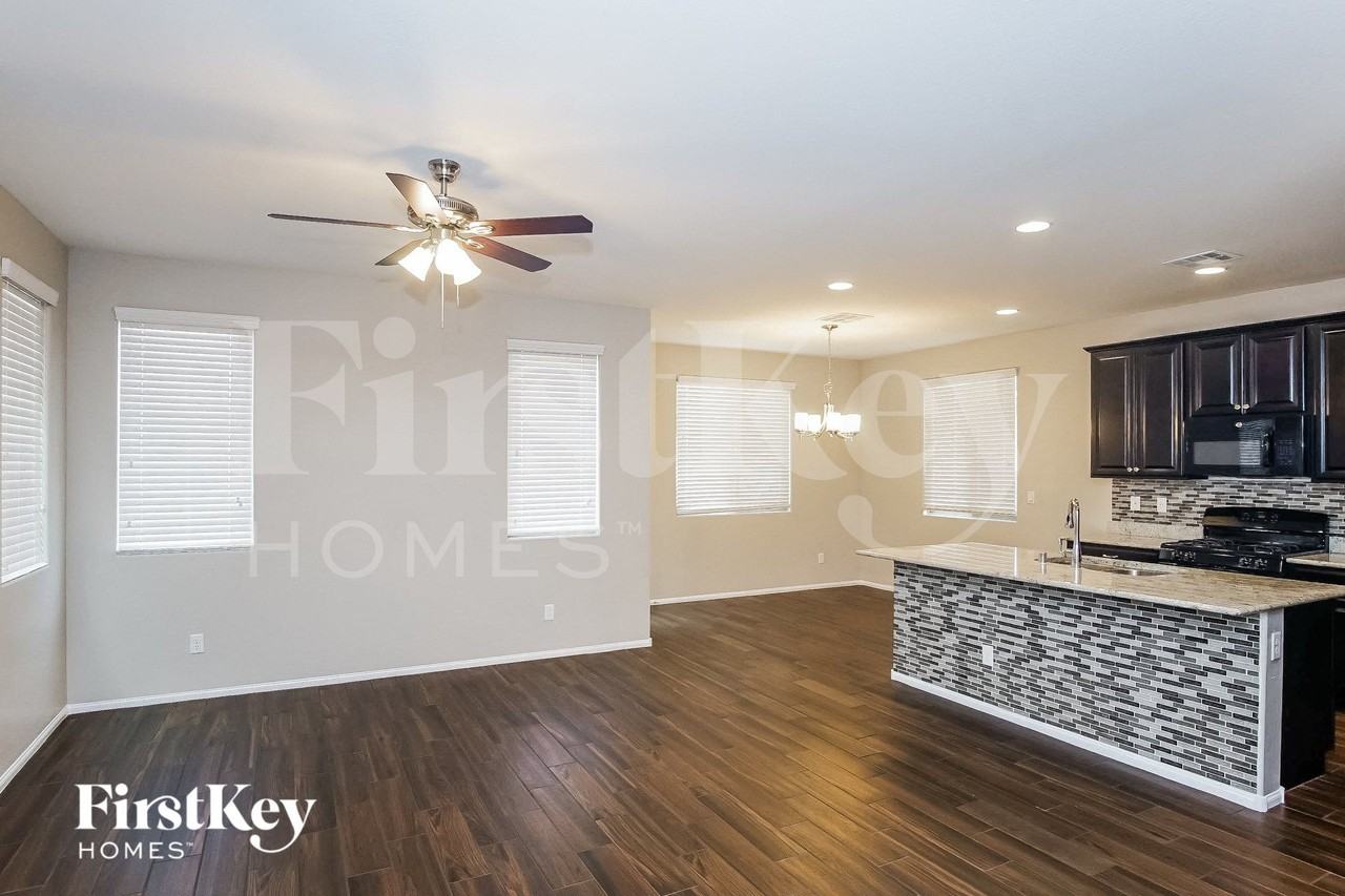 11277 Tuckermuck Bay Ct - Photo 3 of 15