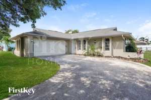 featured image of 807 Sw 3rd Ave
