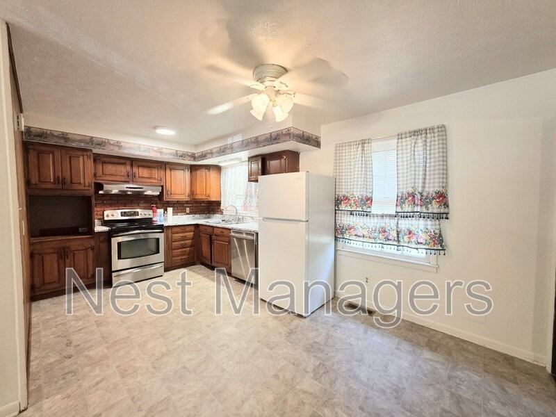 5340 Docia Cir - Photo 4 of 18