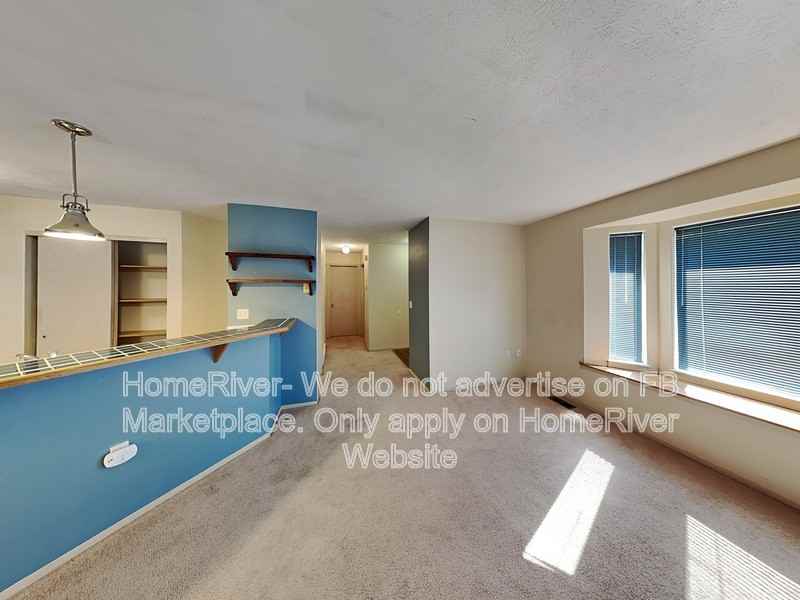 3522 S Mount Vernon St #4 - Photo 2 of 21