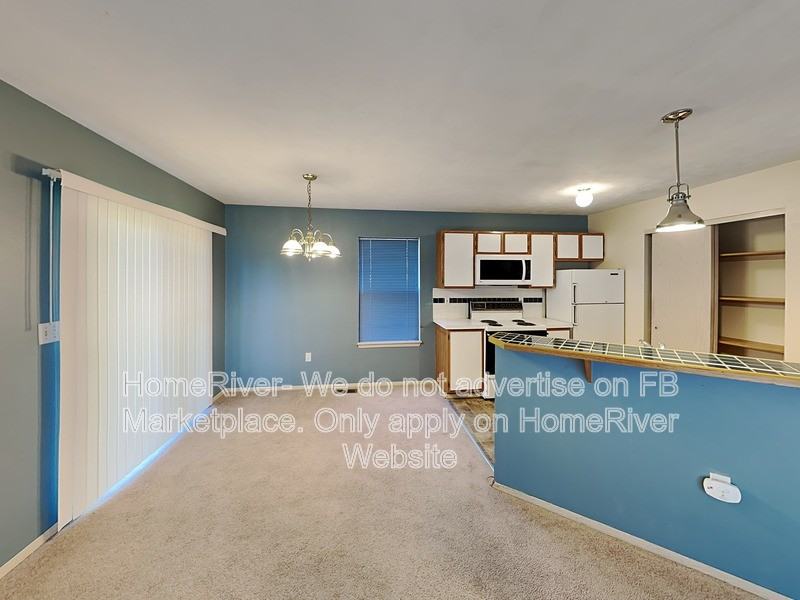 3522 S Mount Vernon St #4 - Photo 4 of 21