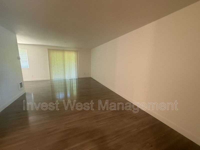 12514 Sestreet #B23 - Photo 6 of 11