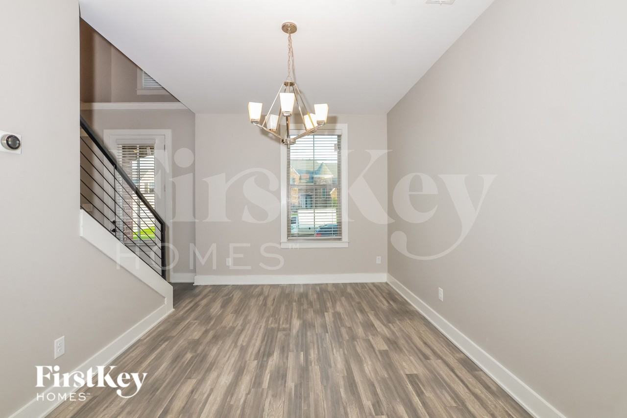 6362 Garrison Ln - Photo 4 of 16