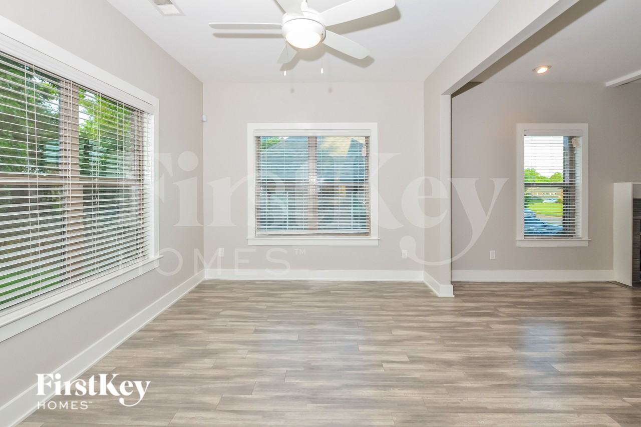 6362 Garrison Ln - Photo 7 of 16