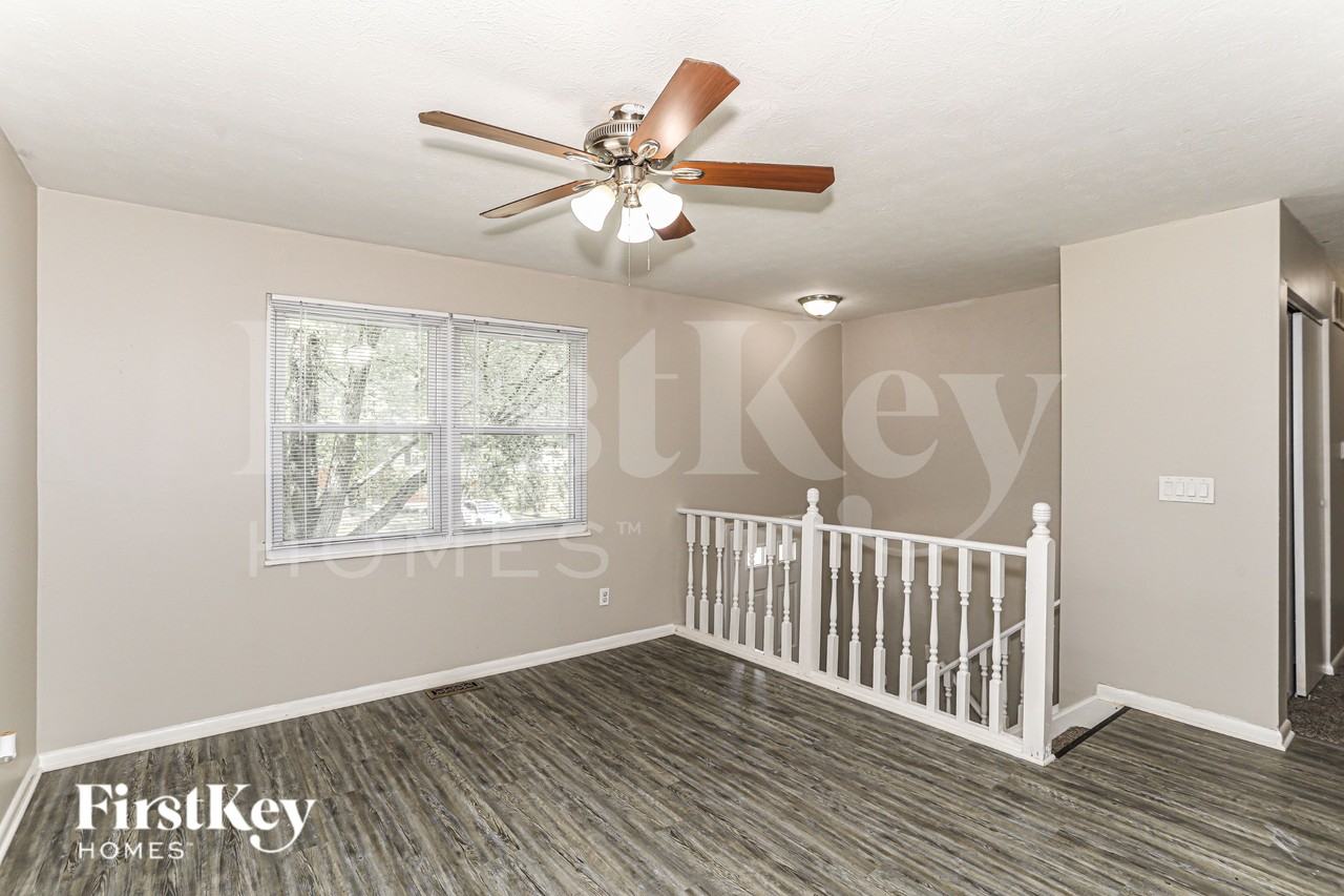 6019 Tridale Ct - Photo 3 of 19