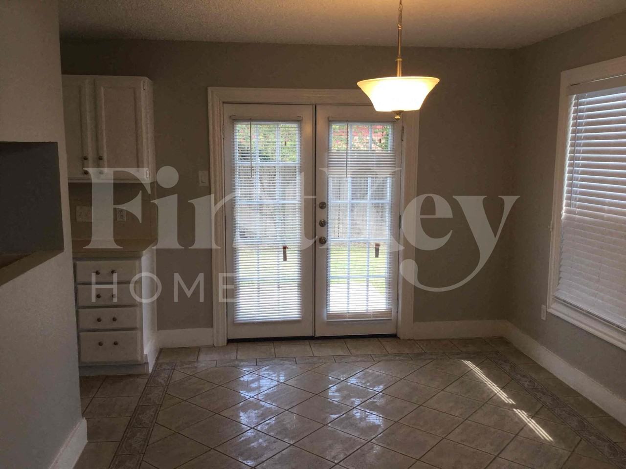 5334 Riverport Dr - Photo 4 of 16
