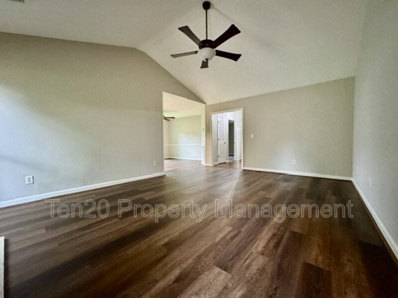 7185 Midland Chase Loop - Photo 2 of 11