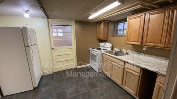 featured image of 170 1/2 N 8th St