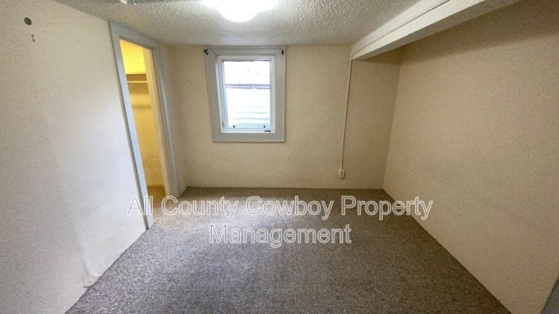 170 1/2 N 8th St - Photo 6 of 11