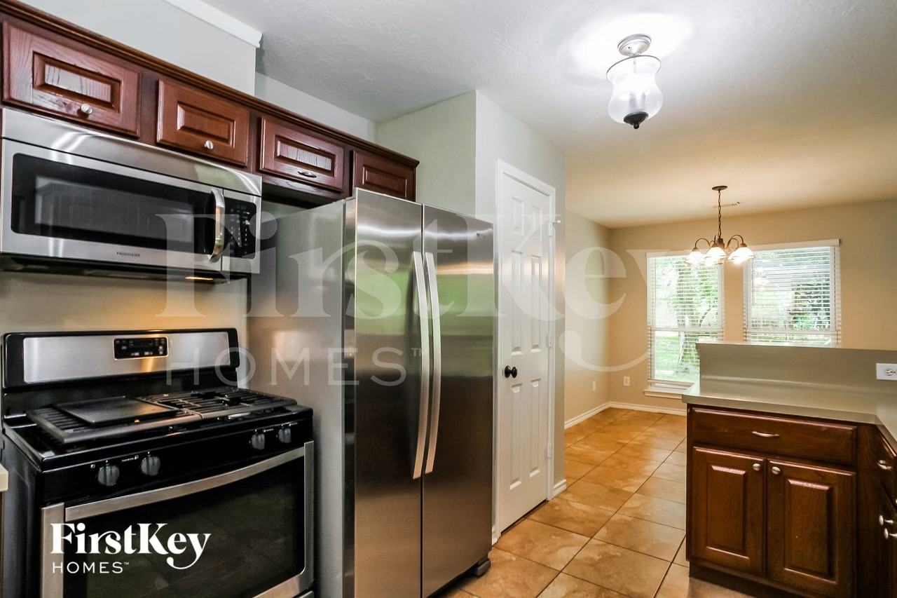 503 Mesquite Dr - Photo 6 of 15
