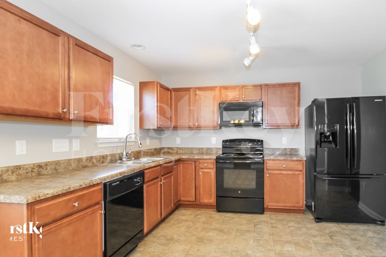 4295 Kendall Farms Way - Photo 7 of 16
