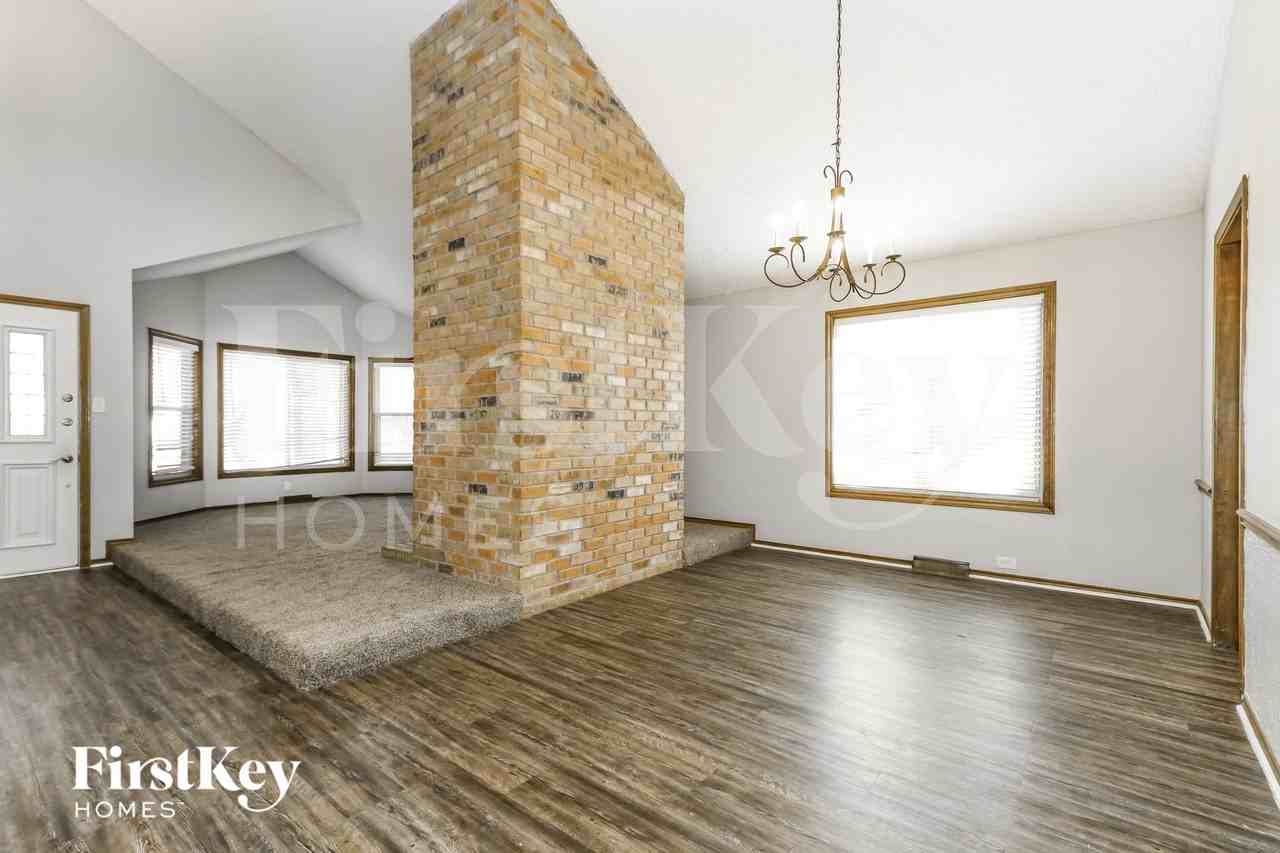 3418 Mckamy Oaks Trl - Photo 5 of 15