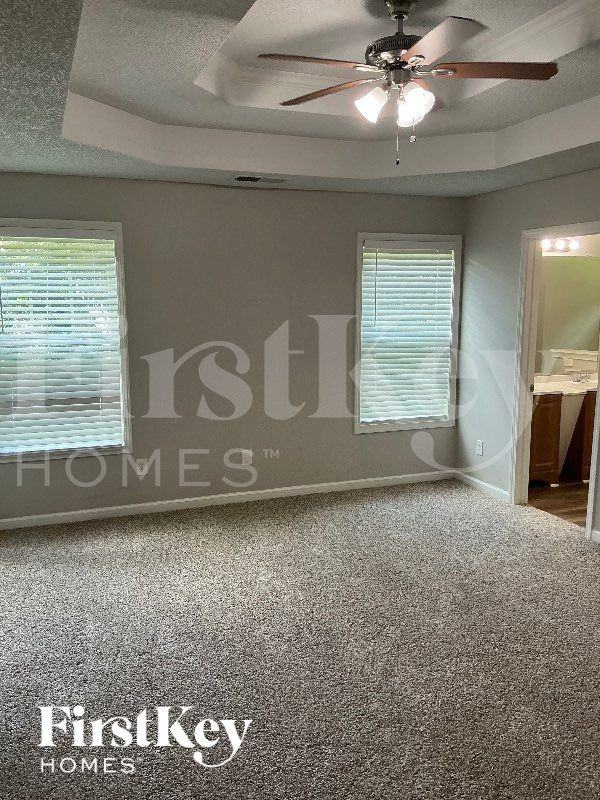 3349 Meadovista Dr - Photo 4 of 13