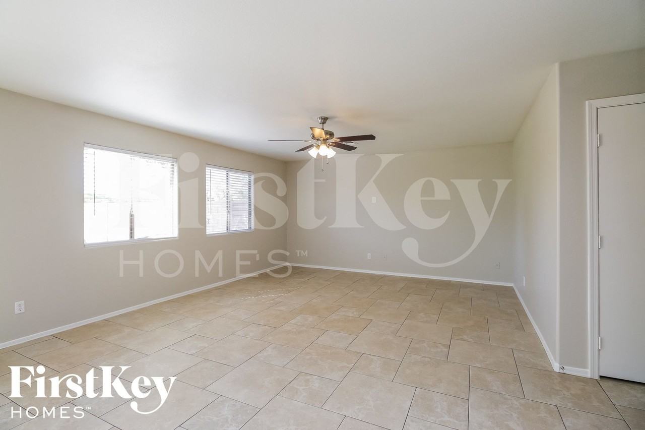 30954 N Desert Honeysuckle Dr - Photo 3 of 15