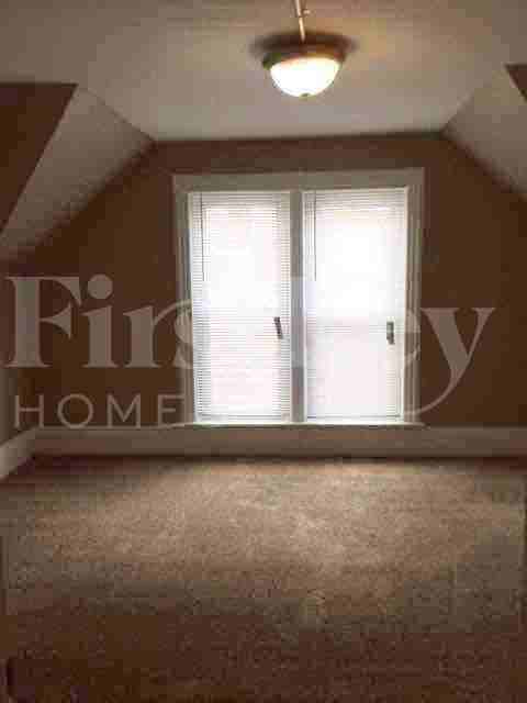 306 N Union St - Photo 7 of 11