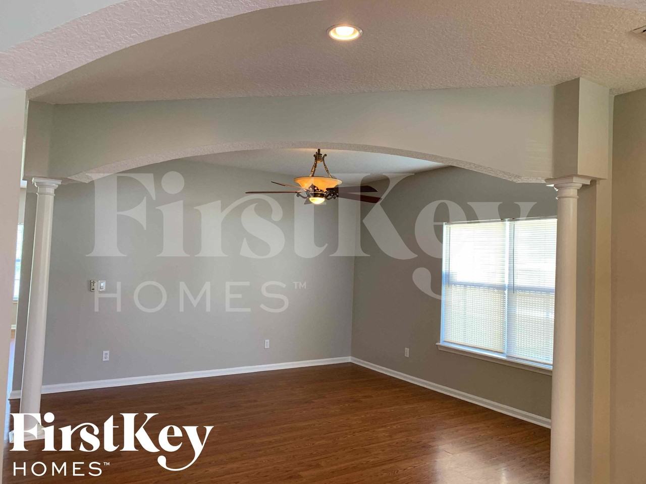 2831 Harvest Moon Dr - Photo 4 of 38