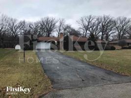 featured image of 2543 Oakwood Dr