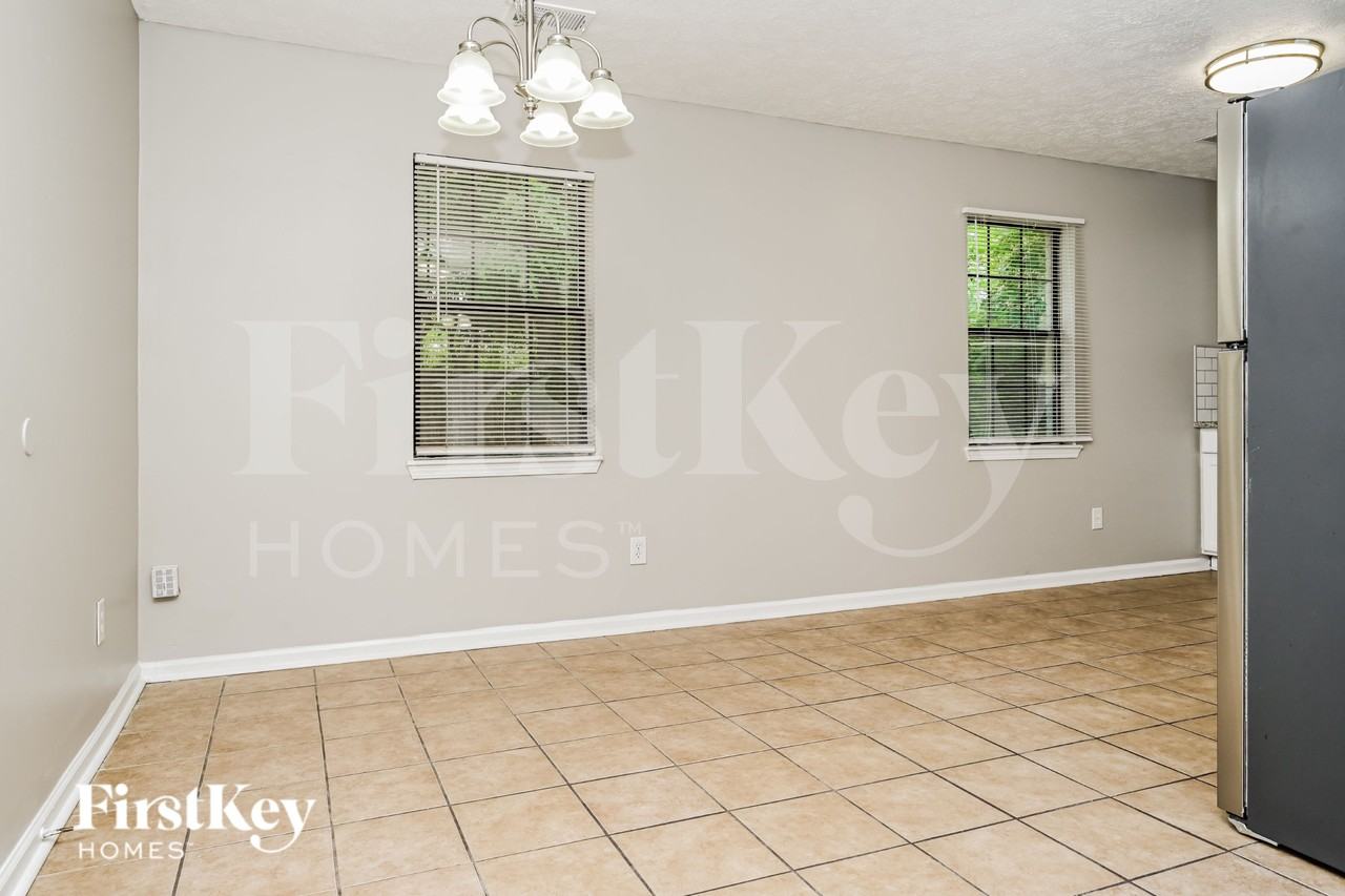 250 Hunters Trce - Photo 5 of 16
