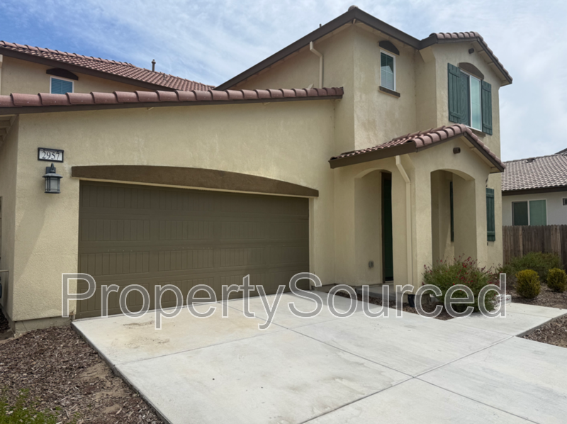 2957 Mokelumne Ct - Photo 3 of 50