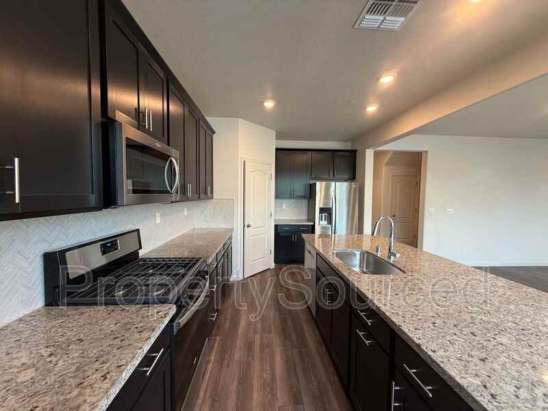 2957 Mokelumne Ct - Photo 7 of 50