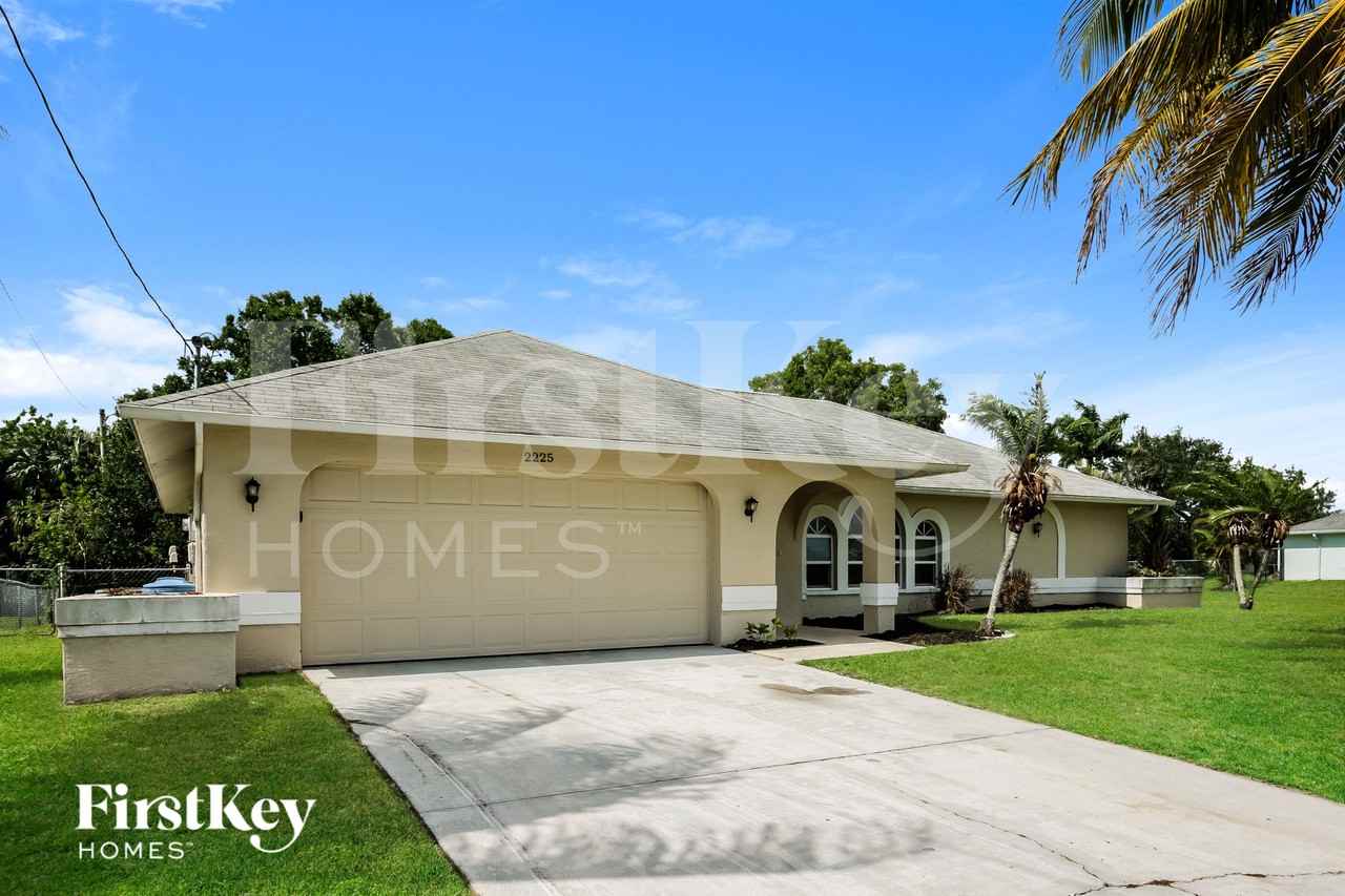 2225 Tropicana Pkwy W - Photo 2 of 18