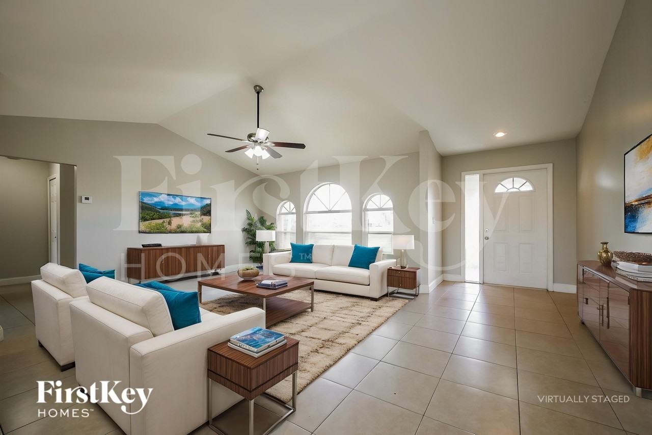 2225 Tropicana Pkwy W - Photo 4 of 18