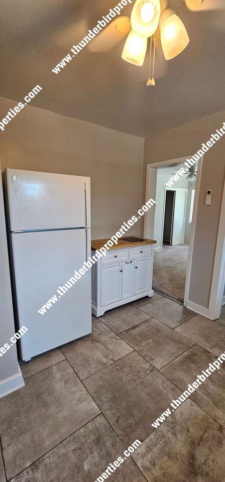 607 Delamar Ave Nw - Photo 6 of 16