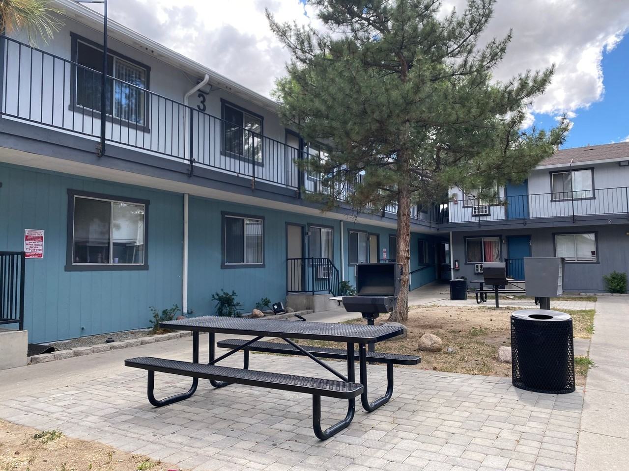 Mountain Vista Apartments - Photo 5 of 13
