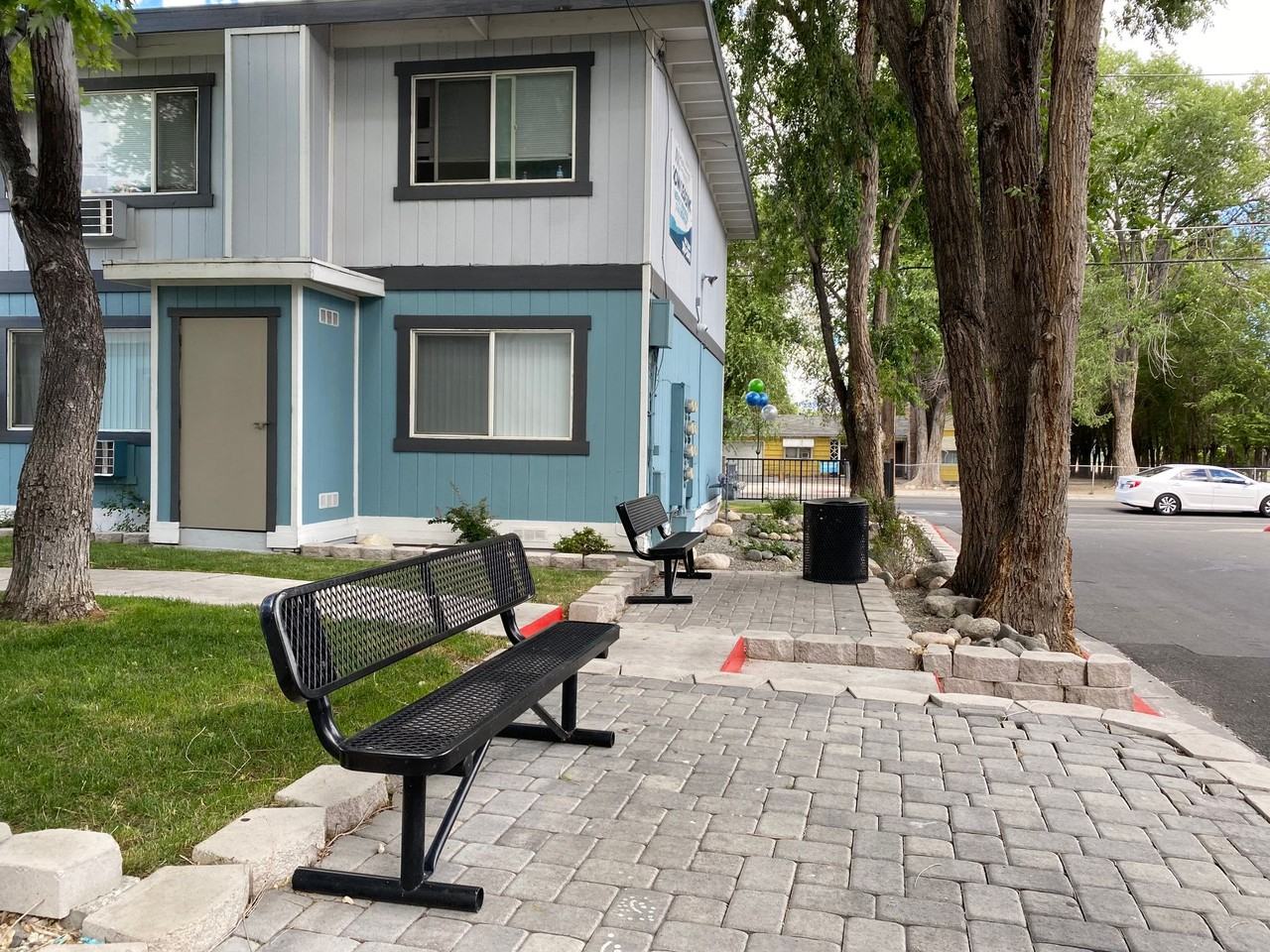 Mountain Vista Apartments - Photo 7 of 13