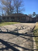 featured image of 3725 W Lynwood Dr