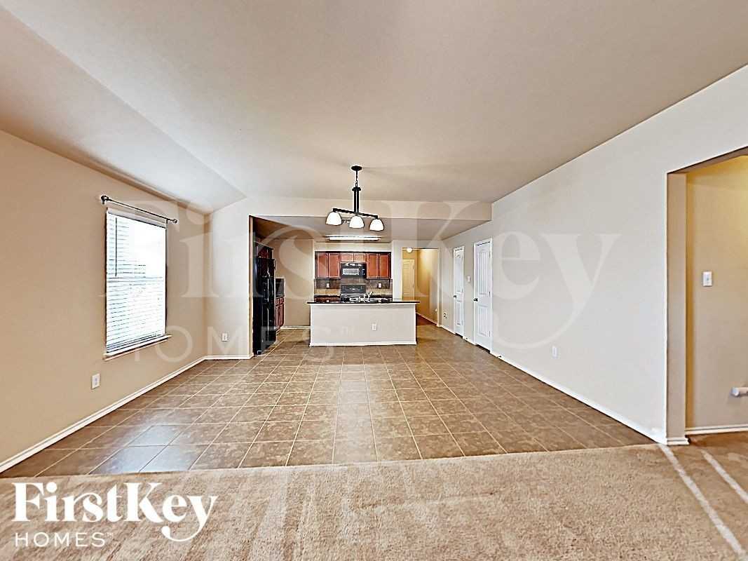 1413 Waco Turner - Photo 3 of 16