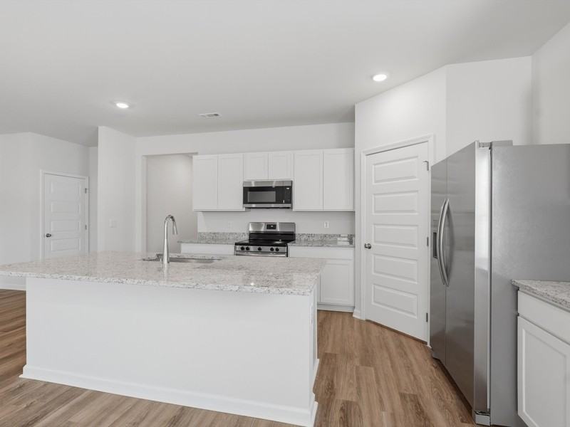6141 Feather Way Se - Photo 6 of 30