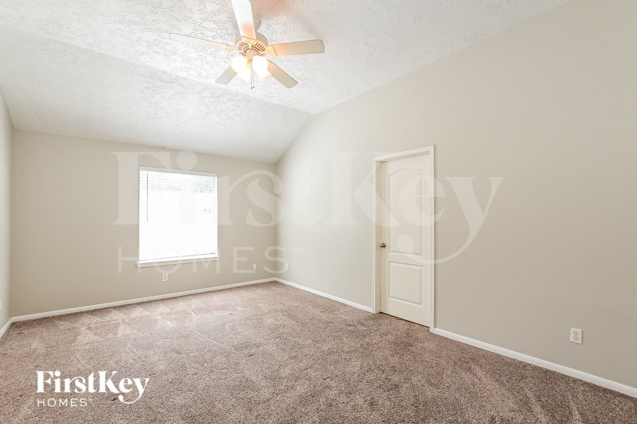 11931 Belle Ct - Photo 7 of 20