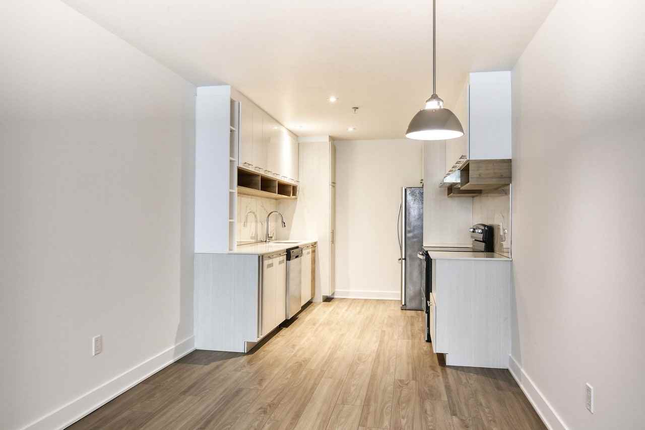 9675 Papineau - Photo 4 of 50