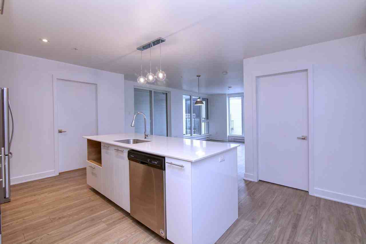9675 Av Papineau — photo 2