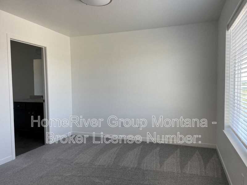 1315 Rodgers St #301 - Photo 6 of 7