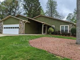 215 Broken Lance Pl - Photo 1 of 1