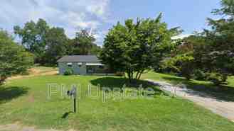 105 Truman St - Photo 1 of 1