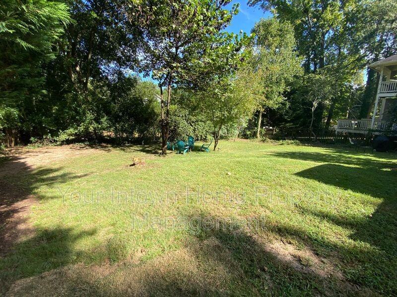 1080 Benteen Ave Se - Photo 2 of 39