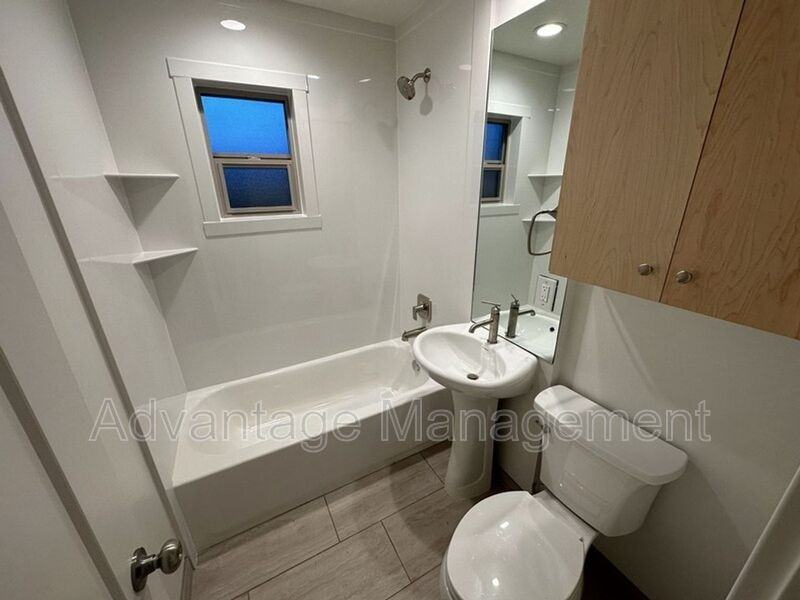 467 Elm St - Photo 2 of 11