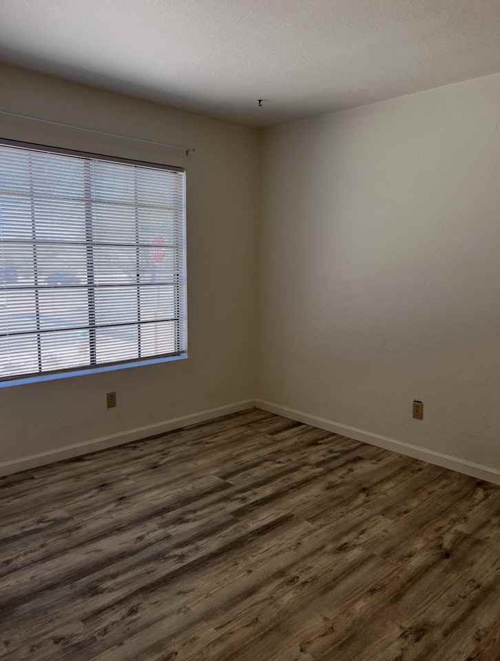 3094 W Country Fair Dr - Photo 4 of 24