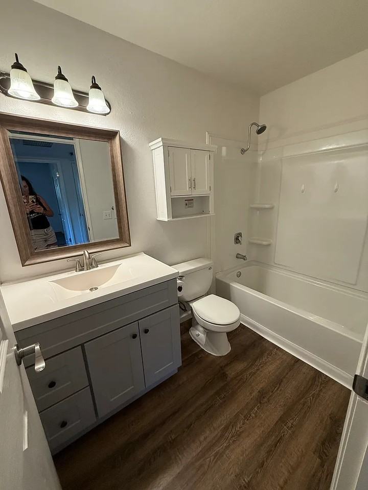 33 Dean Way - Photo 5 of 11