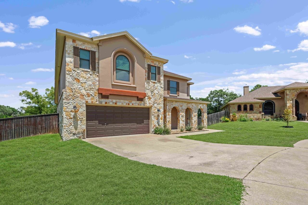 5405 Weeping Oak Dr - Photo 2 of 34