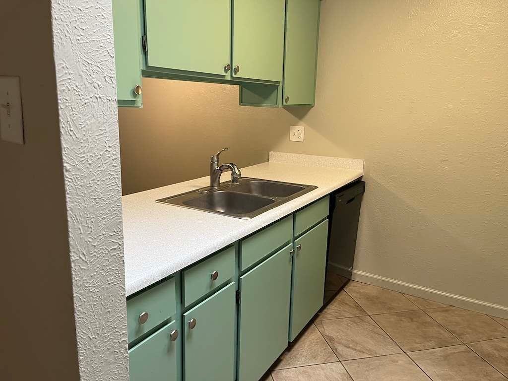 2828 Palo Verde Dr Ne - Photo 2 of 19
